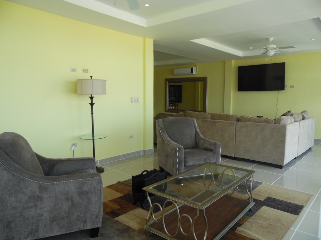 Furnished Penthouse 1 Bed Apartment for Rent in Belize City