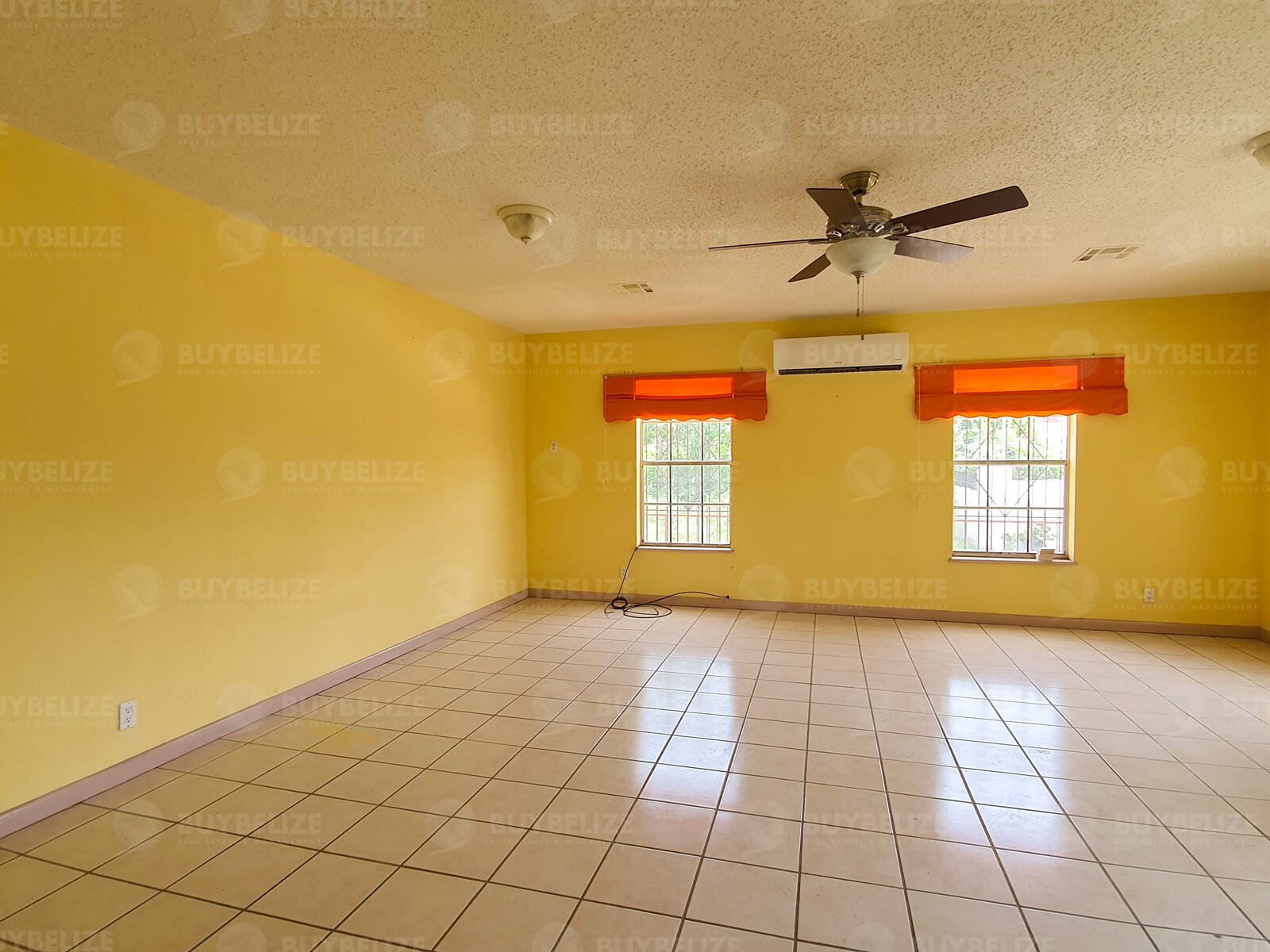 5 Bed 2 Bath House for Rent in Belize City