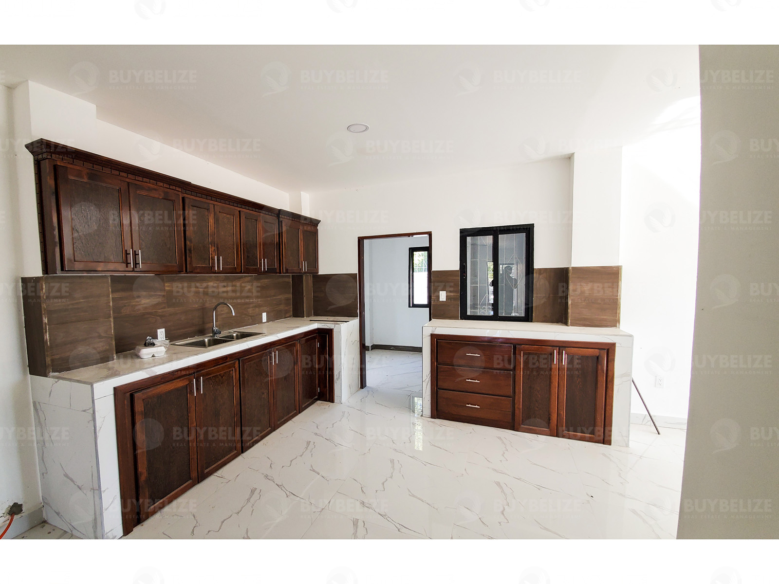 Modern 2 bedroom 2.5 bathroom apartment for Rent in Belize City