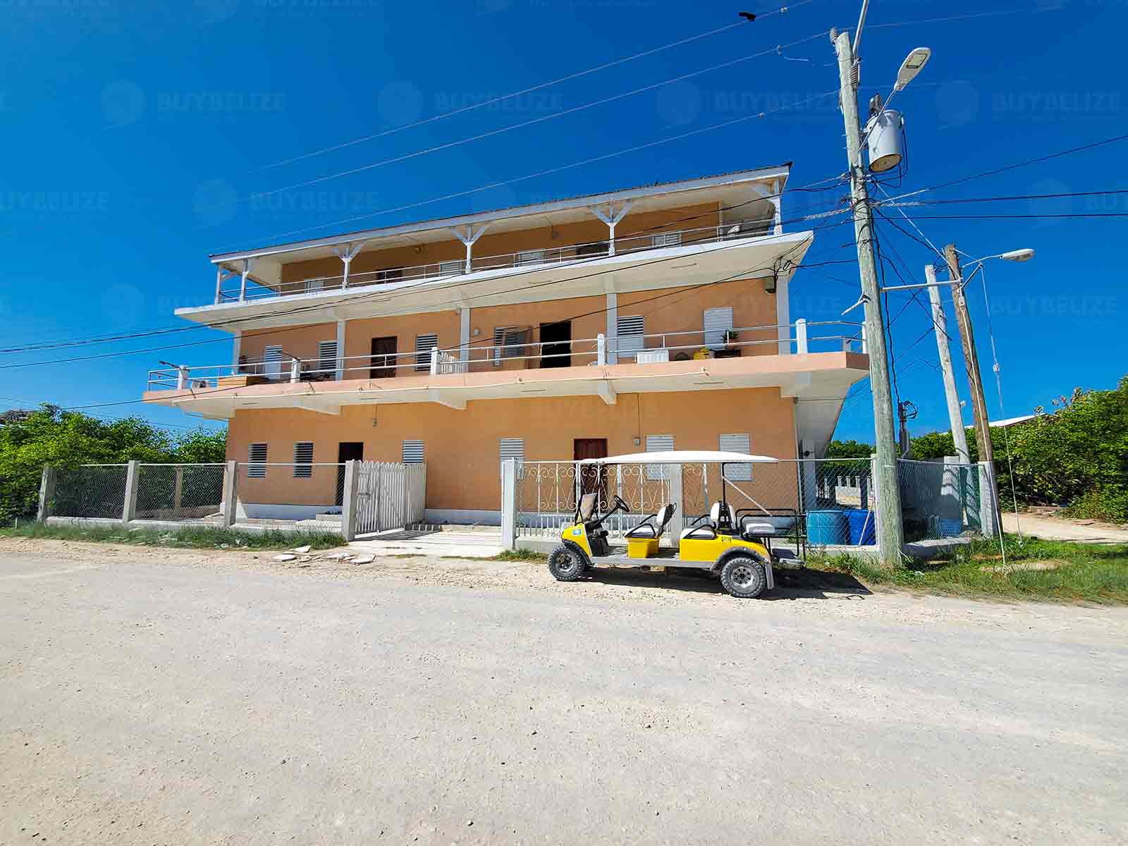 Apartment complex for sale in Caye Caulker