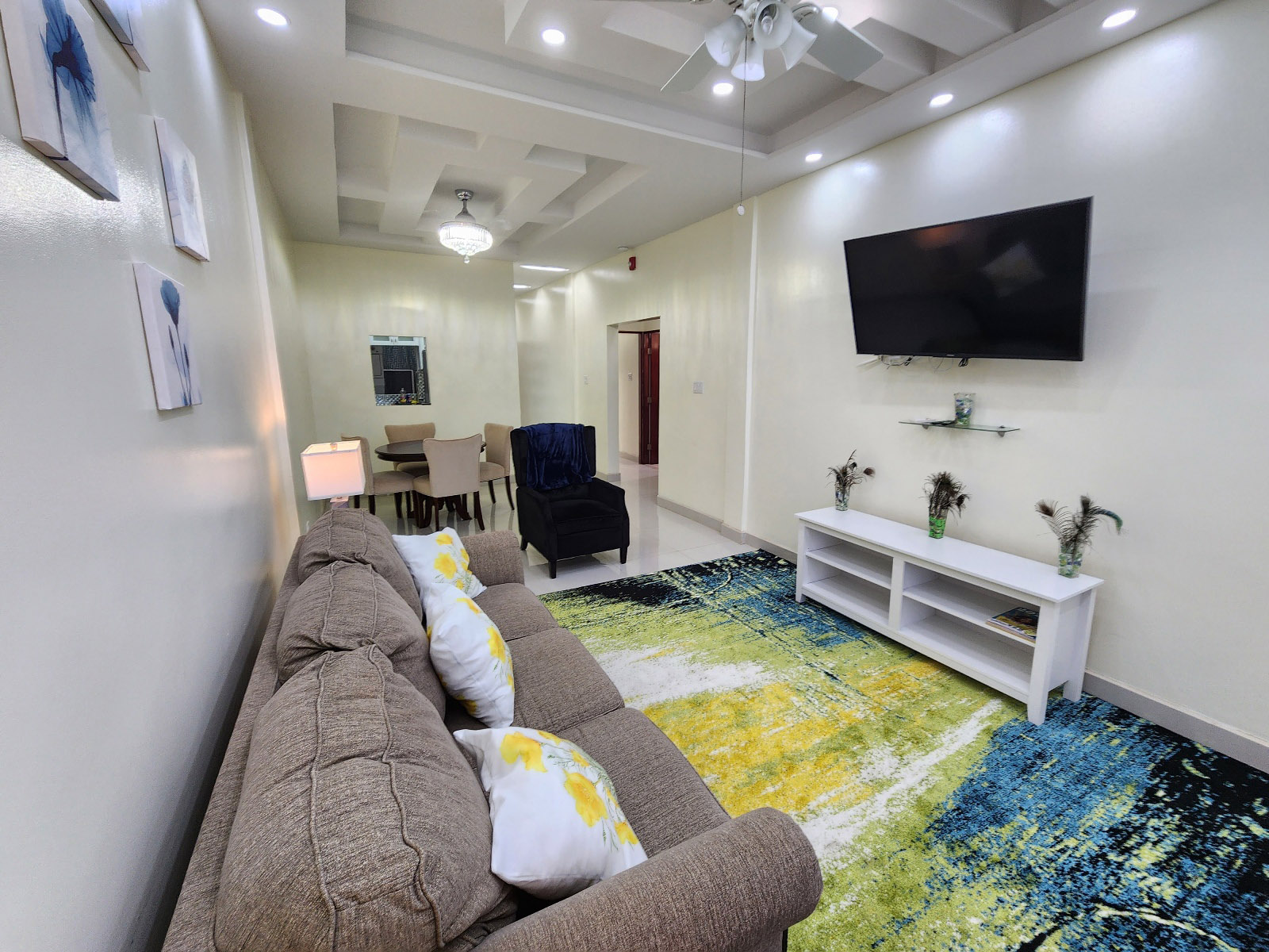 Modern & Furnished 2 Bedroom Apartment for Rent in Belize City