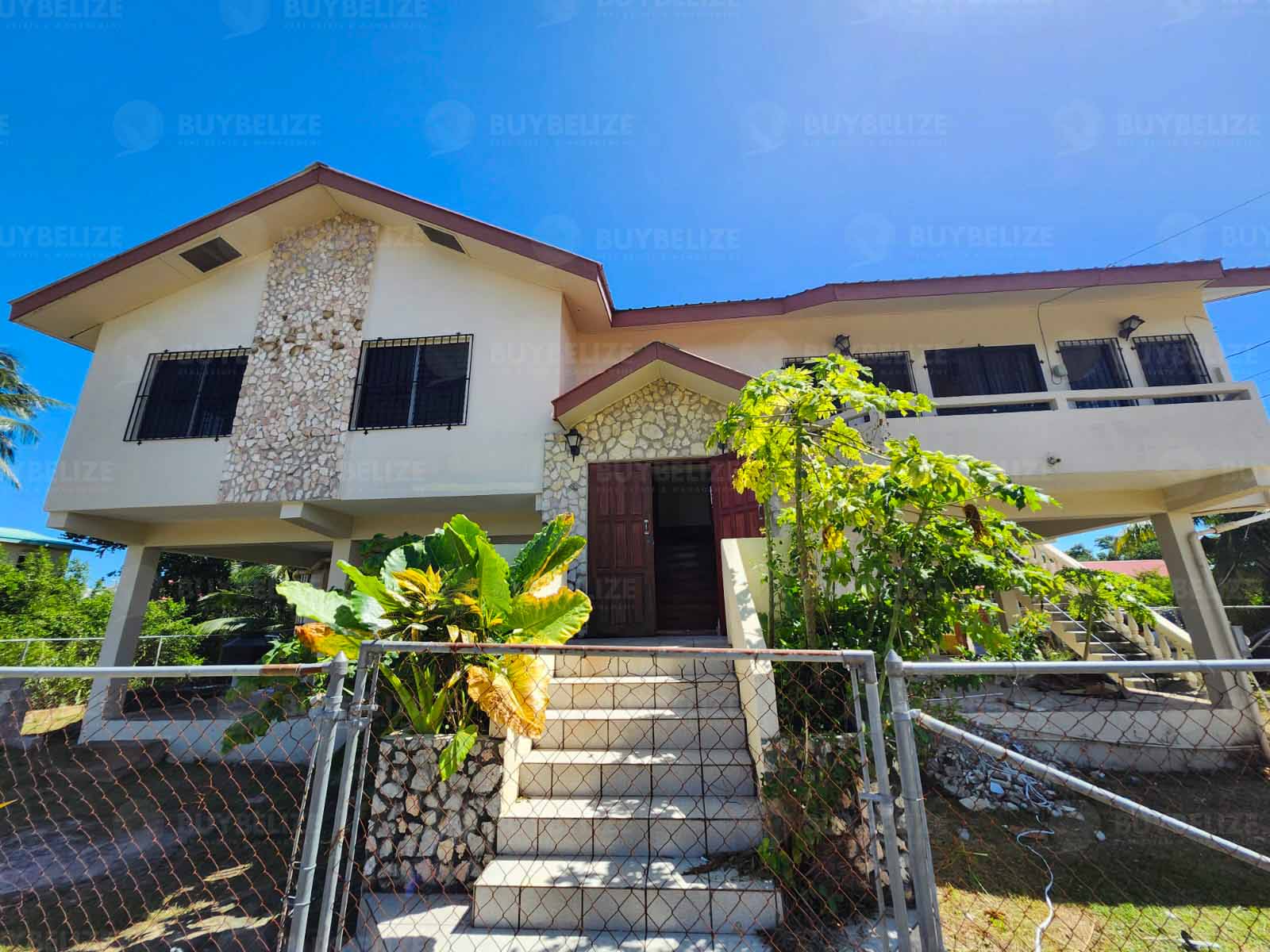 3 bed 2 bath House for Rent in Belize City